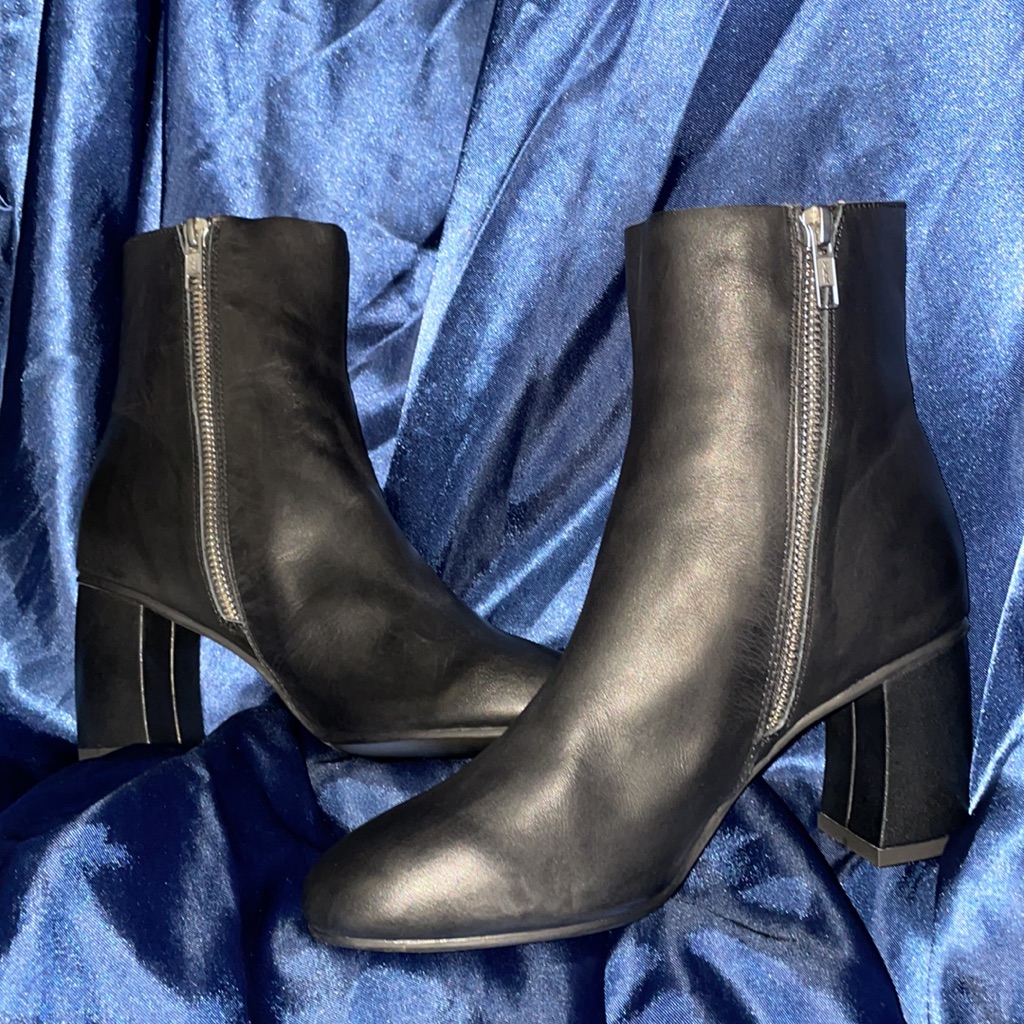 Jnby Black Leather Booties W/ 3” Heel 5.5 (36)
